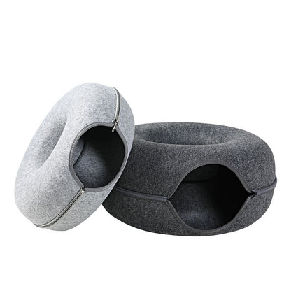 2-in-1 felt cat tunnel bed in grey and dark grey, featuring cozy nest and playful tunnel design for cats.
