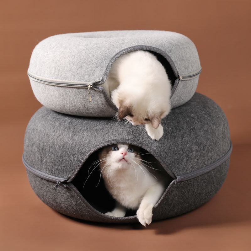 Two cats playing in a round woolen felt pet dual-use cat nest tunnel, showcasing the 2-in-1 felt cat tunnel bed.
