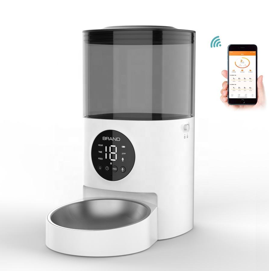 WiFi Automatic Pet Feeder for convenient feeding of cats and dogs with app control and large food capacity.